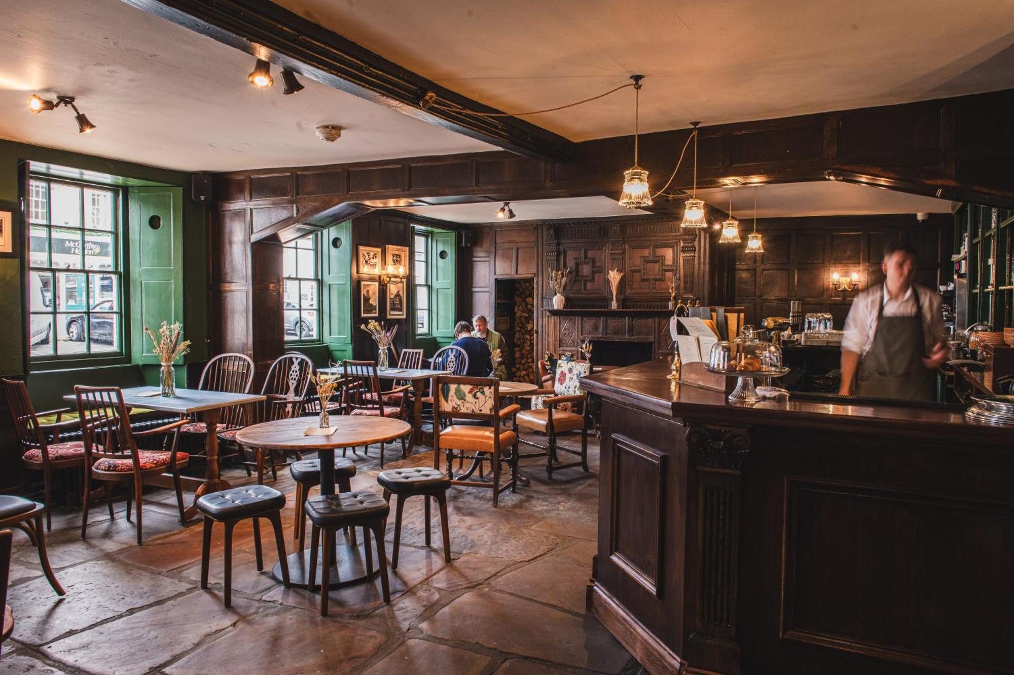 Bel And The Dragon-Odiham Hotel Екстериор снимка